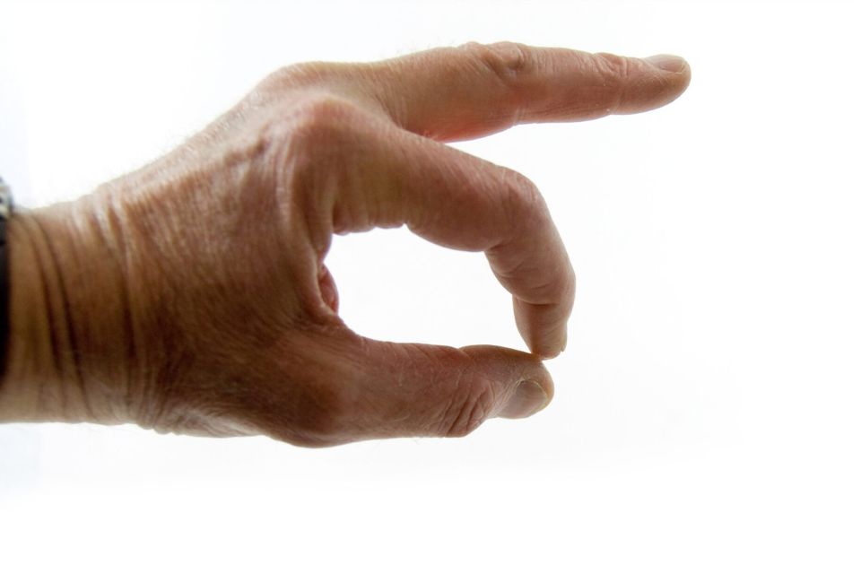 3 formas de retirar pegamento extrafuerte de tus manos