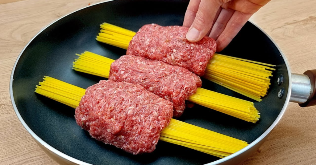 Si tienes invitados y quieres preparar sorprenderlo con una receta original, Aquí te vamos a explicar como hacer carne rellena de spaghetti