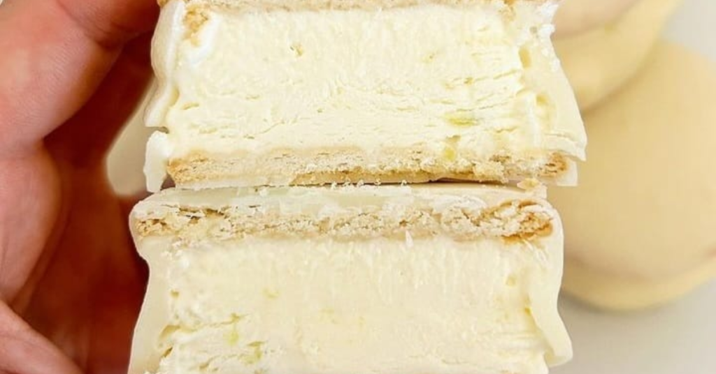 En esta receta te vamos a enseñar Como hacer Alfajores de limón bañados en chocolate blanco ¡Echa un vistazo y anímate a prepararlos! 
