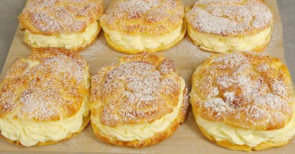 Si quieres preparar un exquisito postre o para consumir en una merienda, aquí te enseñamos Como hacer tortitas de hojaldre y crema pastelera
