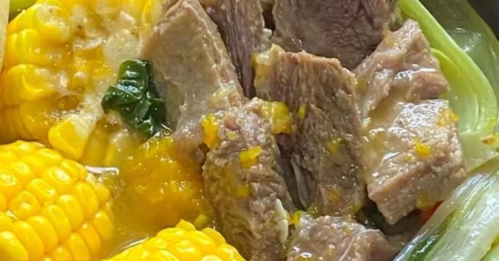 Si quieres preparar un exquisito caldo casero de carne de res aquí te vamos a enseñar paso a paso para que puedas compartirlo con familiares