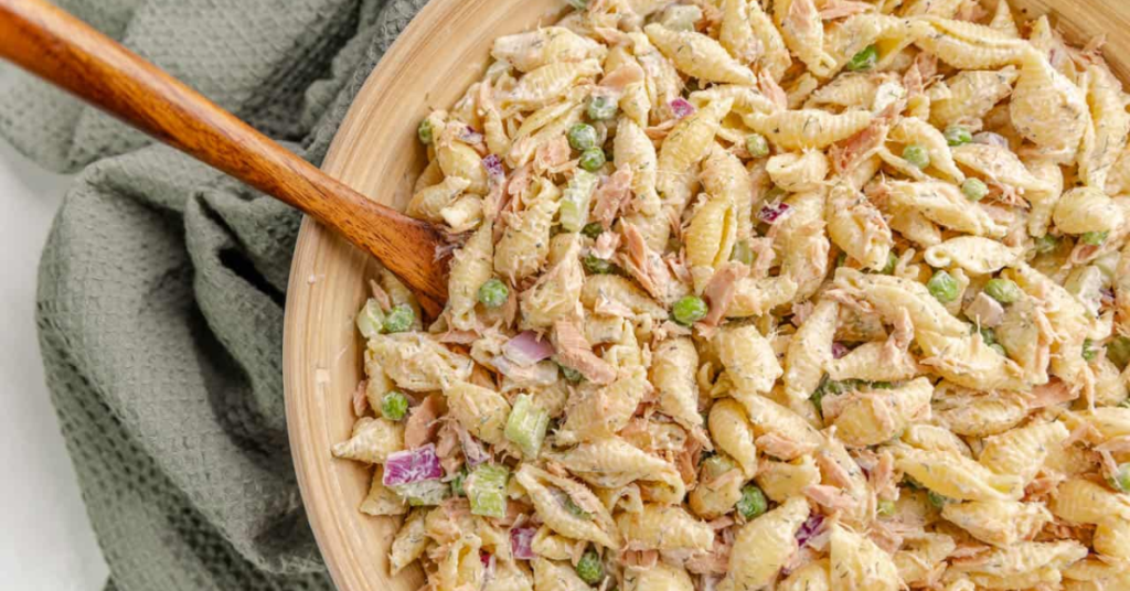 En esta receta les vamos a explicar Como hacer una ensalada de pasta atún y verduras ¡Súper económica y fácil de hacer!