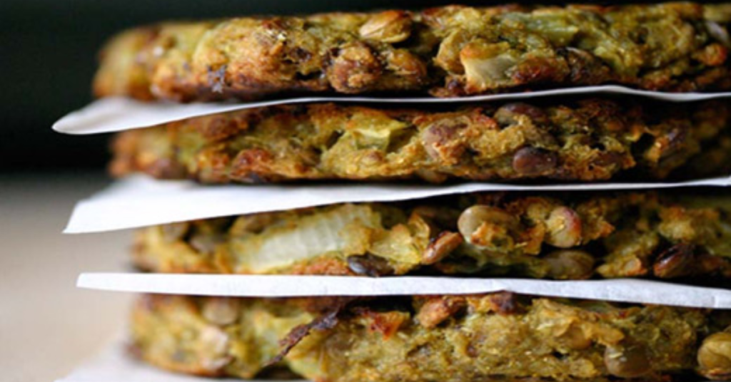 Cada vez que preparo estas deliciosas hamburguesas de berenjenas desaparecen en cuestión de segundos por su sabor y por sus beneficios